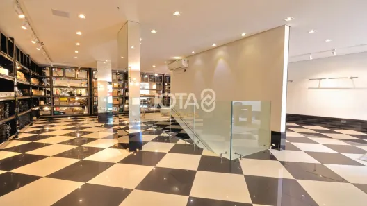 Sala Comercial para alugar, 400m² no Alto da Rua XV, Curitiba