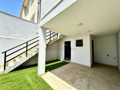 Casa com 4 Quartos à venda, 140m² no Novo Horizonte, Macaé