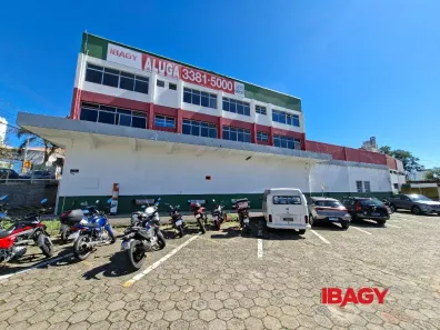 Ponto Comercial para alugar, 2318m² no Estreito, Florianópolis