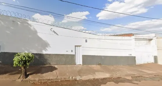 Galpão/Depósito/Armazém à venda, 495m² no Jardim Brasília, Uberlândia