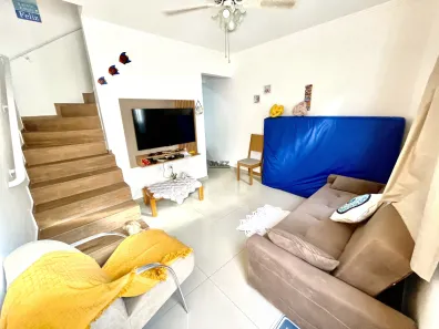 Casa de Condomínio com 2 Quartos à venda, 61m² no Maracanã, Praia Grande