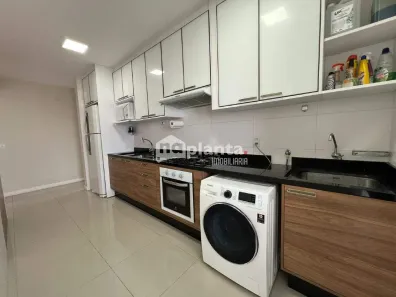 Apartamento com 3 Quartos à venda, 100m² no Barreiros, São José