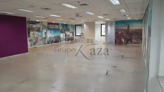 Ponto Comercial com 17 Quartos para alugar, 644m² no Cidade Monções, São Paulo