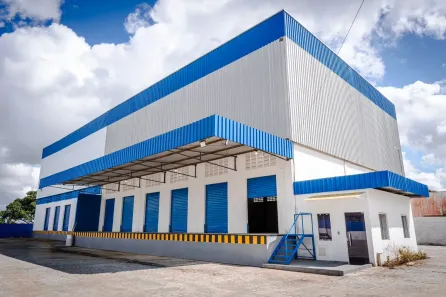 Galpão/Depósito/Armazém com 2 Quartos para alugar, 750m² no Maria Quitéria, Feira de Santana