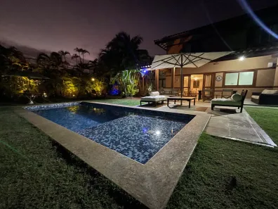 Casa com 5 Quartos para alugar, 340m² no , Mata de São João