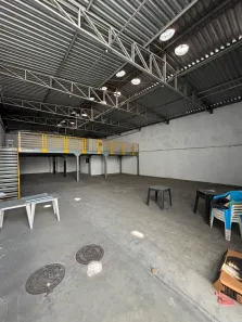 Galpão/Depósito/Armazém para alugar, 450m² no Campo Grande, Rio de Janeiro