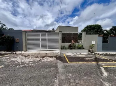Casa com 3 Quartos à venda, 120m² no Setor Habitacional Vicente Pires, Brasília