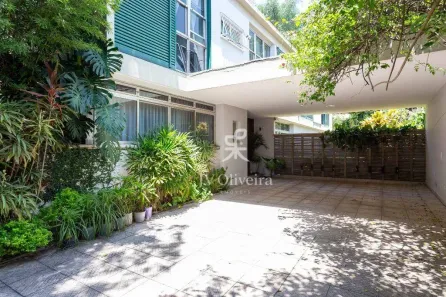 Casa com 4 Quartos à venda, 381m² no Jardim Everest, São Paulo