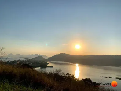 Lote/Terreno à venda, 360m² no Camboinhas, Niterói