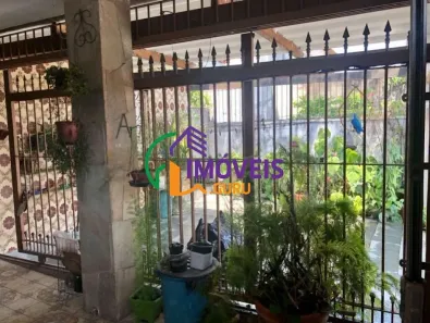 Casa com 3 Quartos à venda, 180m² no Cidade Domitila, São Paulo