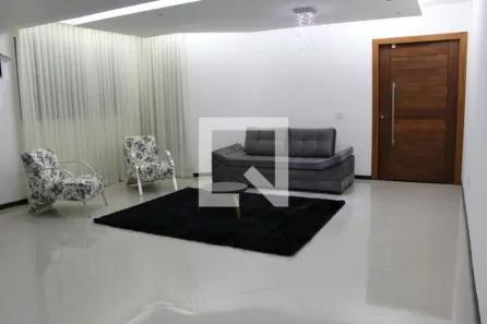 Casa com 3 Quartos à venda, 250m² no Europa, Contagem