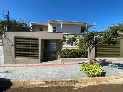 Casa com 3 Quartos à venda, 223m² no Jardim Burle Marx, Londrina