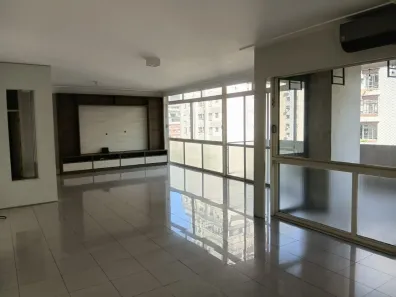 Apartamento com 3 Quartos para alugar, 200m² no Cerqueira César, São Paulo