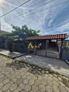 Casa com 4 Quartos à venda, 200m² no Centro, Penha