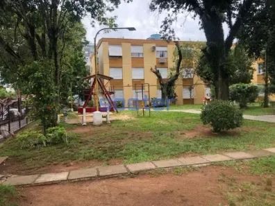 Apartamento com 2 Quartos para alugar, 56m² no Passo da Areia, Porto Alegre
