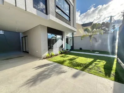 Sobrado com 3 Quartos à venda, 191m² no Vista Alegre, Curitiba