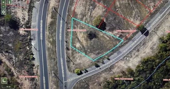 Lote/Terreno à venda, 703m² no Ribeirão do Lipa, Cuiabá