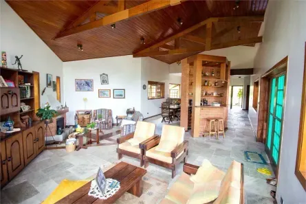 Fazenda/Sítio com 3 Quartos à venda, 422m² no Pavão (Canguera), São Roque