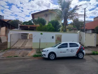 Casa com 3 Quartos para alugar, 290m² no Maringá, Londrina