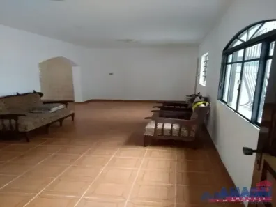 Casa com 2 Quartos à venda, 122m² no Centro, Jacareí