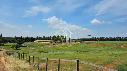 Fazenda/Sítio com 3 Quartos à venda, 10m² no Vila Juca Menezes, Tatuí