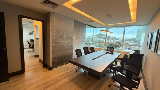 Sala Comercial à venda, 33m² no Enseada do Suá, Vitória