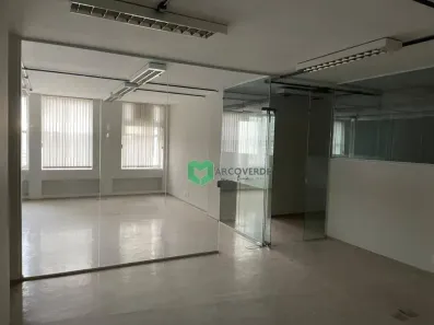Sala Comercial à venda, 110m² no República, São Paulo