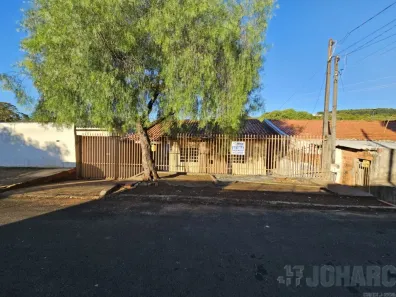 Casa com 2 Quartos para alugar, 50m² no Loteamento Sol Nascente, Apucarana