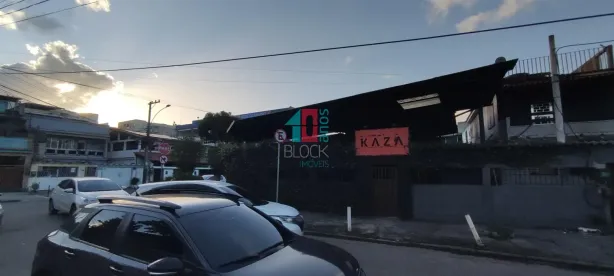 Prédio Comercial para alugar, 231m² no Taquara, Rio de Janeiro