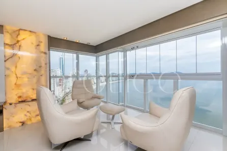Apartamento com 4 Quartos para alugar, 238m² no Centro, Balneário Camboriú