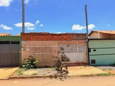 Casa com 2 Quartos à venda, 180m² no Setor Aeroporto (Mutirão), Planaltina