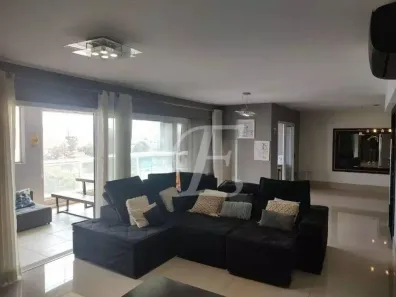Apartamento com 4 Quartos para alugar, 241m² no Água Branca, São Paulo