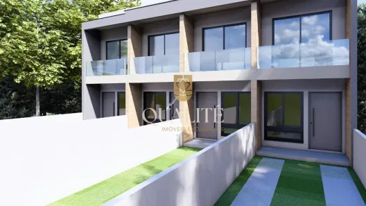 Sobrado com 2 Quartos à venda, 114m² no Guarda do Cubatão, Palhoça