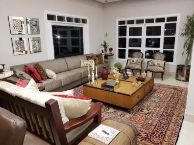 Casa de Condomínio com 4 Quartos à venda, 600m² no Morada do Sol, Uberlândia