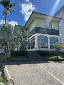 Imóvel Comercial com 3 Quartos à venda, 321m² no Boa Vista, Joinville