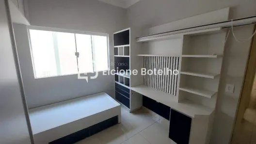 Casa com 3 Quartos para alugar, 125m² no Novo Mundo, Uberlândia