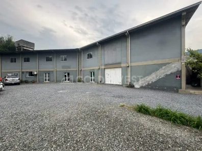 Sala Comercial para alugar, 195m² no Guarani, Brusque