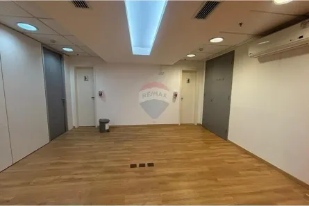 Sala Comercial para alugar, 340m² no Vila Brandina, Campinas