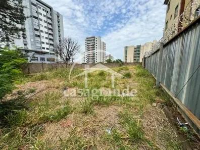 Lote/Terreno para alugar, 810m² no Santa Mônica, Uberlândia