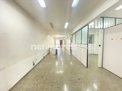 Sala Comercial para alugar, 140m² no Lourdes, Belo Horizonte