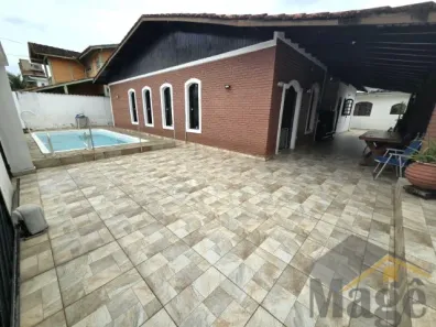 Casa de Condomínio com 3 Quartos à venda, 214m² no Enseada, Guarujá
