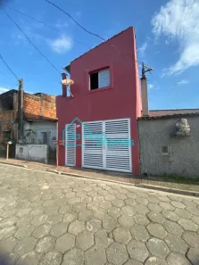 Sobrado com 3 Quartos à venda, 100m² no Vila Vera Cruz, Mongaguá