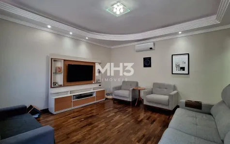 Sobrado com 4 Quartos à venda, 230m² no Jardim Guarani, Campinas
