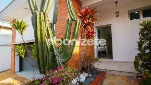 Casa com 3 Quartos para alugar, 275m² no Vila Assunção, Santo André