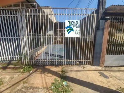 Casa com 3 Quartos à venda, 160m² no Parque Residencial Joaquim Toledo Piza, Londrina