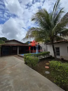 Casa com 3 Quartos à venda, 240m² no Santa Genoveva, Goiânia