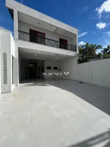 Sobrado com 4 Quartos à venda, 211m² no Vila Nova Santa Clara, Bauru