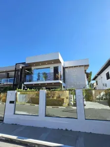 Casa com 4 Quartos à venda, 292m² no Centro, Lauro de Freitas