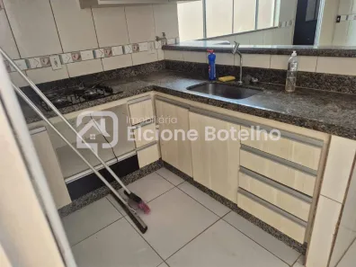 Imóvel Comercial com 3 Quartos para alugar, 250m² no Granada, Uberlândia