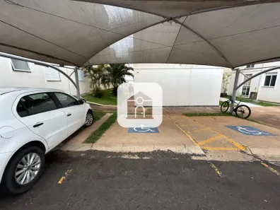 Apartamento com 2 Quartos à venda, 54m² no Laranjeiras, Uberlândia